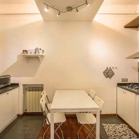 Santa Croce 2 Bedroom