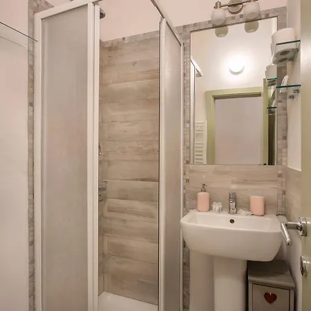 Apartament Santa Croce 2 Bedroom *